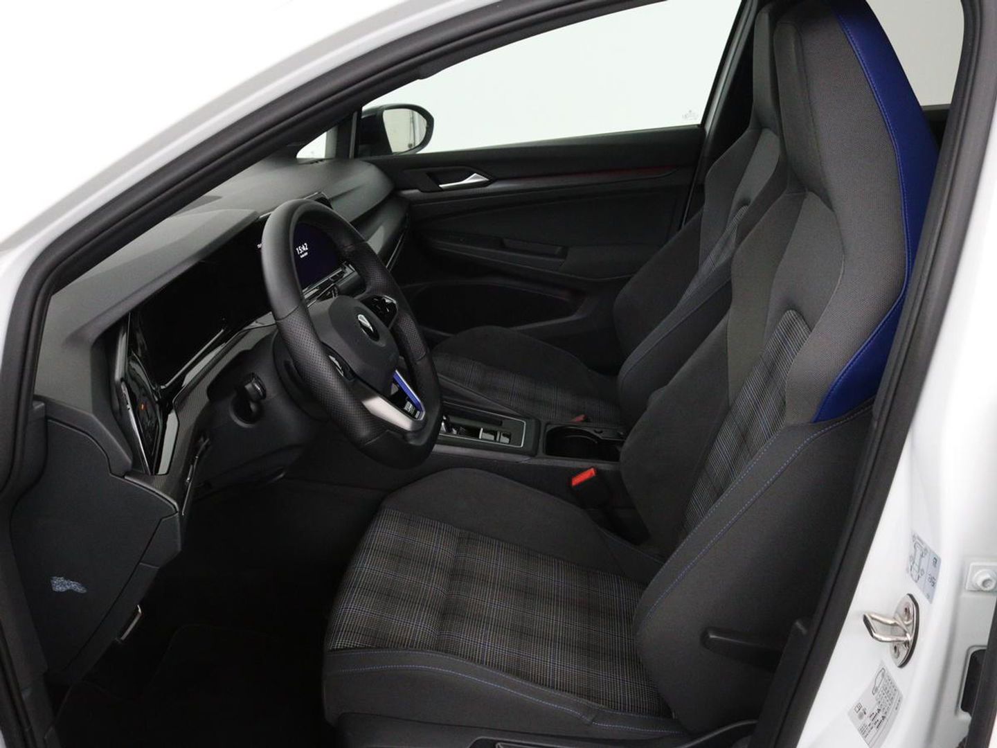Volkswagen Golf 1.4 eHybrid GTE | Camera | Adaptive cruise | Carplay | Navigatie | Sportstoelen | Full LED | Sfeerverlichting | PHEV