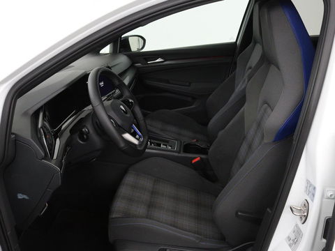 Volkswagen Golf 1.4 eHybrid GTE | Camera | Adaptive cruise | Carplay | Navigatie | Sportstoelen | Full LED | Sfeerverlichting | PHEV