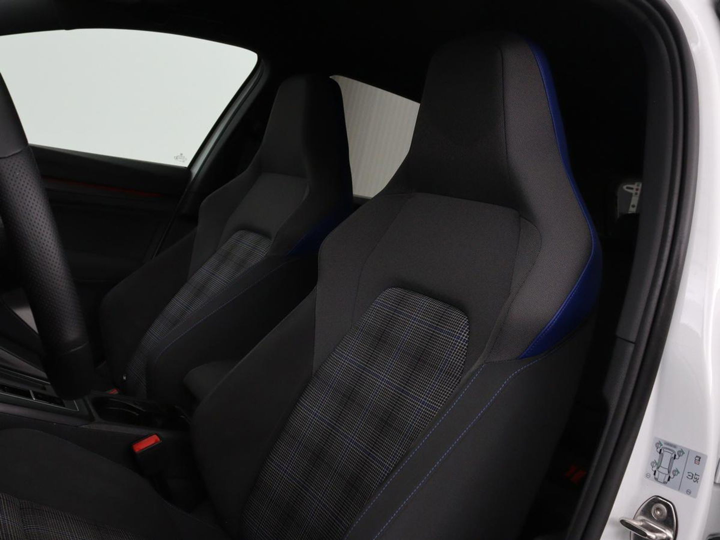 Volkswagen Golf 1.4 eHybrid GTE | Camera | Adaptive cruise | Carplay | Navigatie | Sportstoelen | Full LED | Sfeerverlichting | PHEV