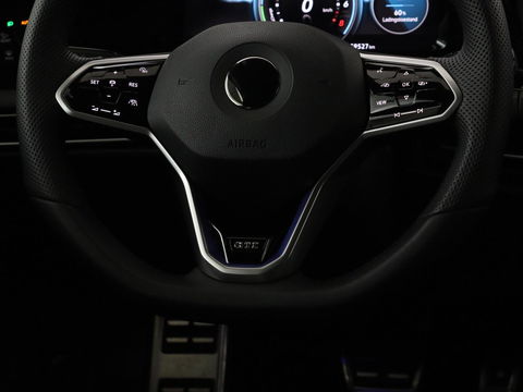 Volkswagen Golf 1.4 eHybrid GTE | Camera | Adaptive cruise | Carplay | Navigatie | Sportstoelen | Full LED | Sfeerverlichting | PHEV