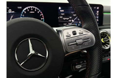 Mercedes-Benz A-Klasse 250 e AMG Limited 235PK Pano Sfeerverl. LED Carplay Camera Virtual Clima Cruise Navi PDC 18"LMV