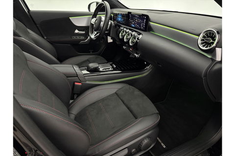 Mercedes-Benz A-Klasse 250 e AMG Limited 235PK Pano Sfeerverl. LED Carplay Camera Virtual Clima Cruise Navi PDC 18"LMV