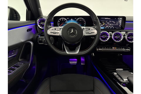Mercedes-Benz A-Klasse 250 e AMG Limited 235PK Pano Sfeerverl. LED Carplay Camera Virtual Clima Cruise Navi PDC 18"LMV