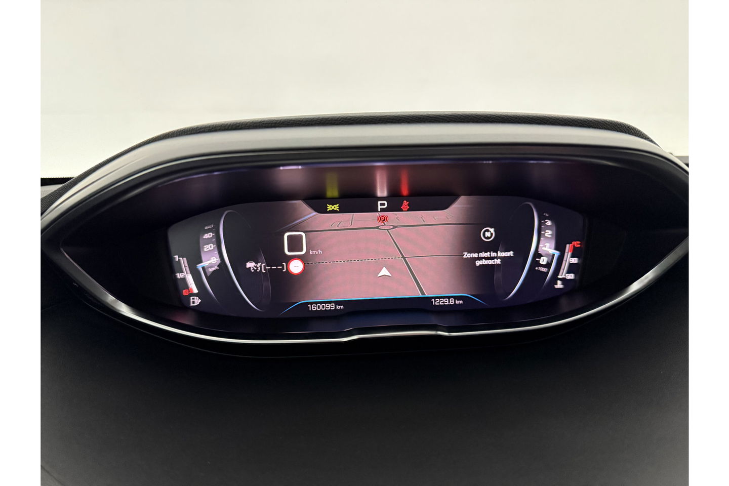 Peugeot 3008 1.2 PureTech 360 Camera LED Virtual Sfeer Trekhaak Carplay Clima Cruise Navi PDC 18"LMV