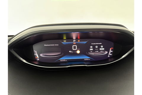 Peugeot 3008 1.2 PureTech 360 Camera LED Virtual Sfeer Trekhaak Carplay Clima Cruise Navi PDC 18"LMV