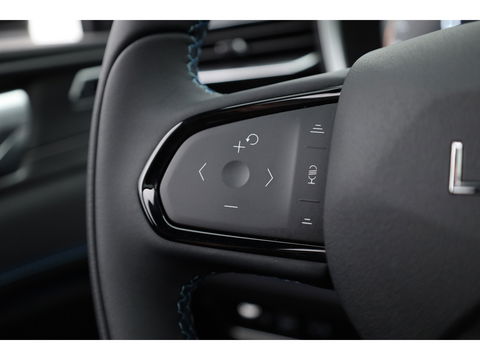 Lynk & Co 01 1.5 | Pano | 360cam | Zwarte hemel | Adapt. Cruise | Keyless | Infinity audio