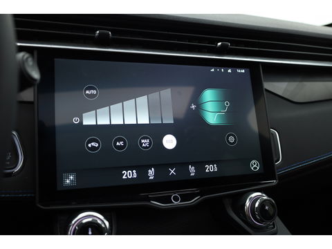 Lynk & Co 01 1.5 | Pano | 360cam | Zwarte hemel | Adapt. Cruise | Keyless | Infinity audio