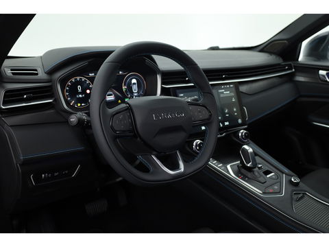Lynk & Co 01 1.5 | Pano | 360cam | Zwarte hemel | Adapt. Cruise | Keyless | Infinity audio