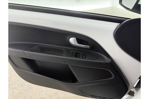 Volkswagen up! 1.0 BMT move up! Airco LED Elektrpakket Bluetooth