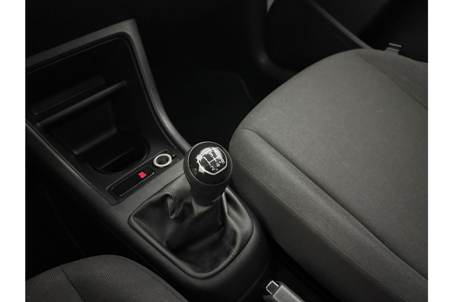 Volkswagen up! 1.0 BMT move up! Airco LED Elektrpakket Bluetooth