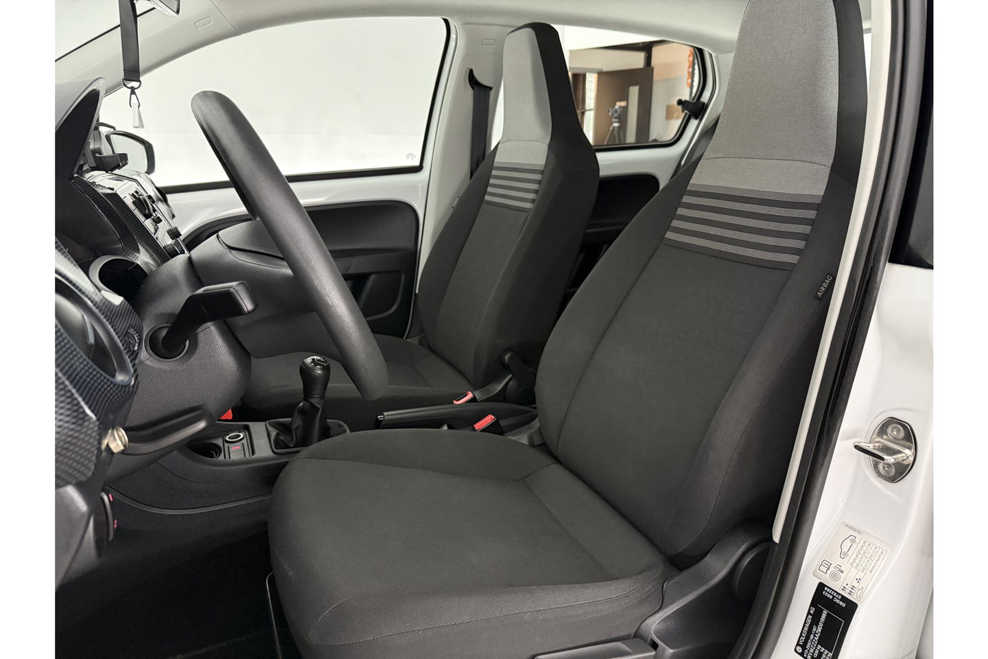Volkswagen up! 1.0 BMT move up! Airco LED Elektrpakket Bluetooth