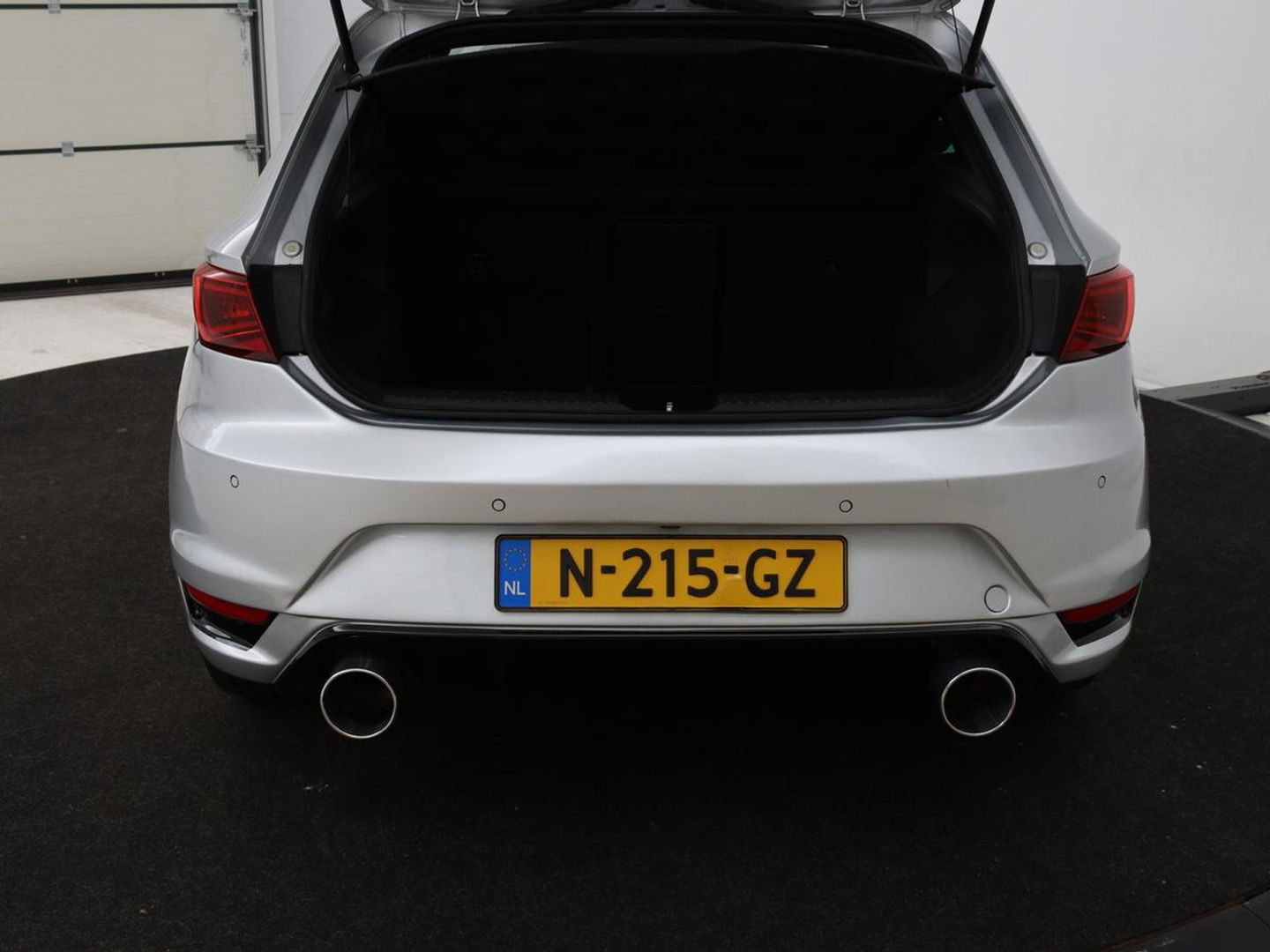 SEAT Leon 1.4 TSI FR Xcellence | Panoramadak | Camera | Stoelverwarming | Half leder/Alcantara | Carplay | Full LED
