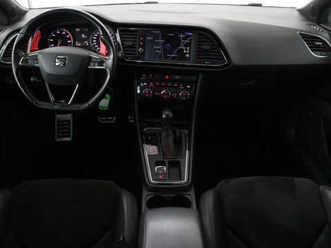 SEAT Leon 1.4 TSI FR Xcellence | Panoramadak | Camera | Stoelverwarming | Half leder/Alcantara | Carplay | Full LED