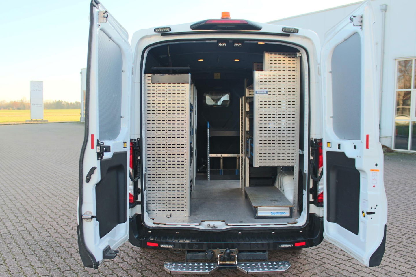 Ford Transit 350 2.0 TDCI L2H2 Trend SORTIMO Bedrijfswageninrichting.