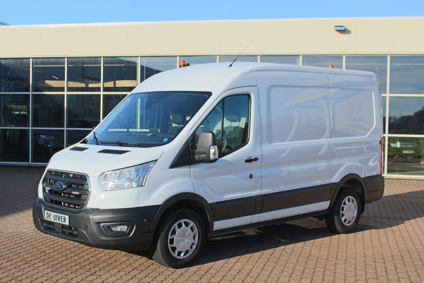 Ford Transit 350 2.0 TDCI L2H2 Trend SORTIMO Bedrijfswageninrichting.