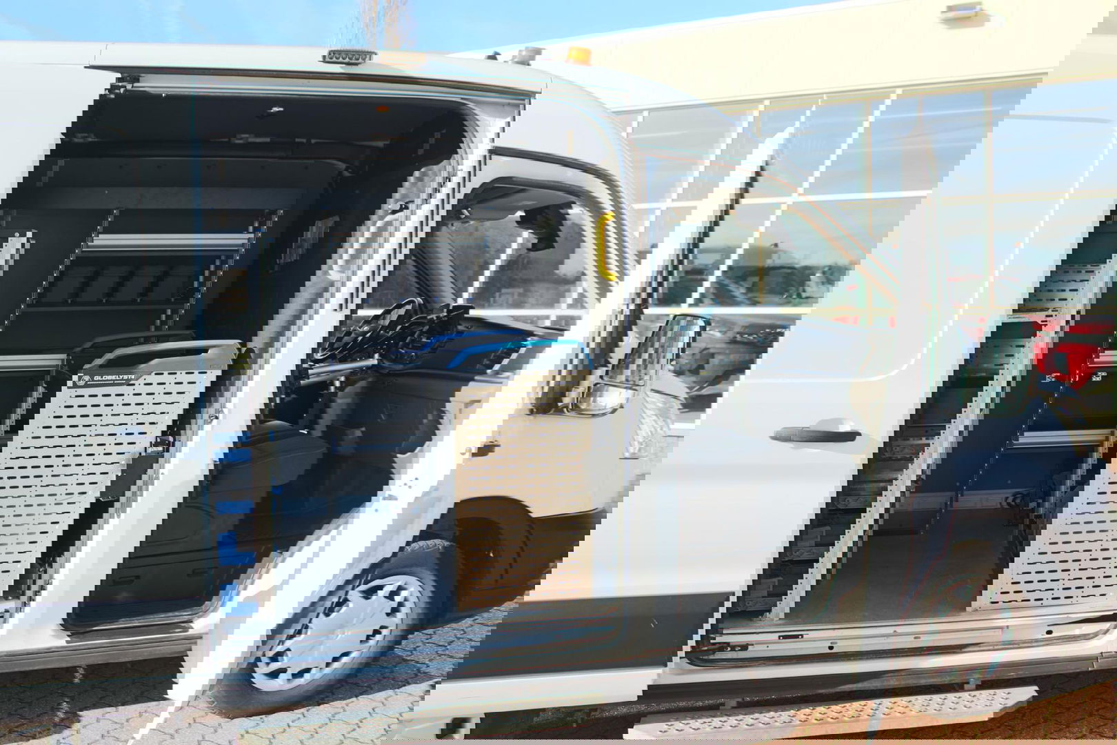 Ford Transit 350 2.0 TDCI L2H2 Trend SORTIMO Bedrijfswageninrichting.
