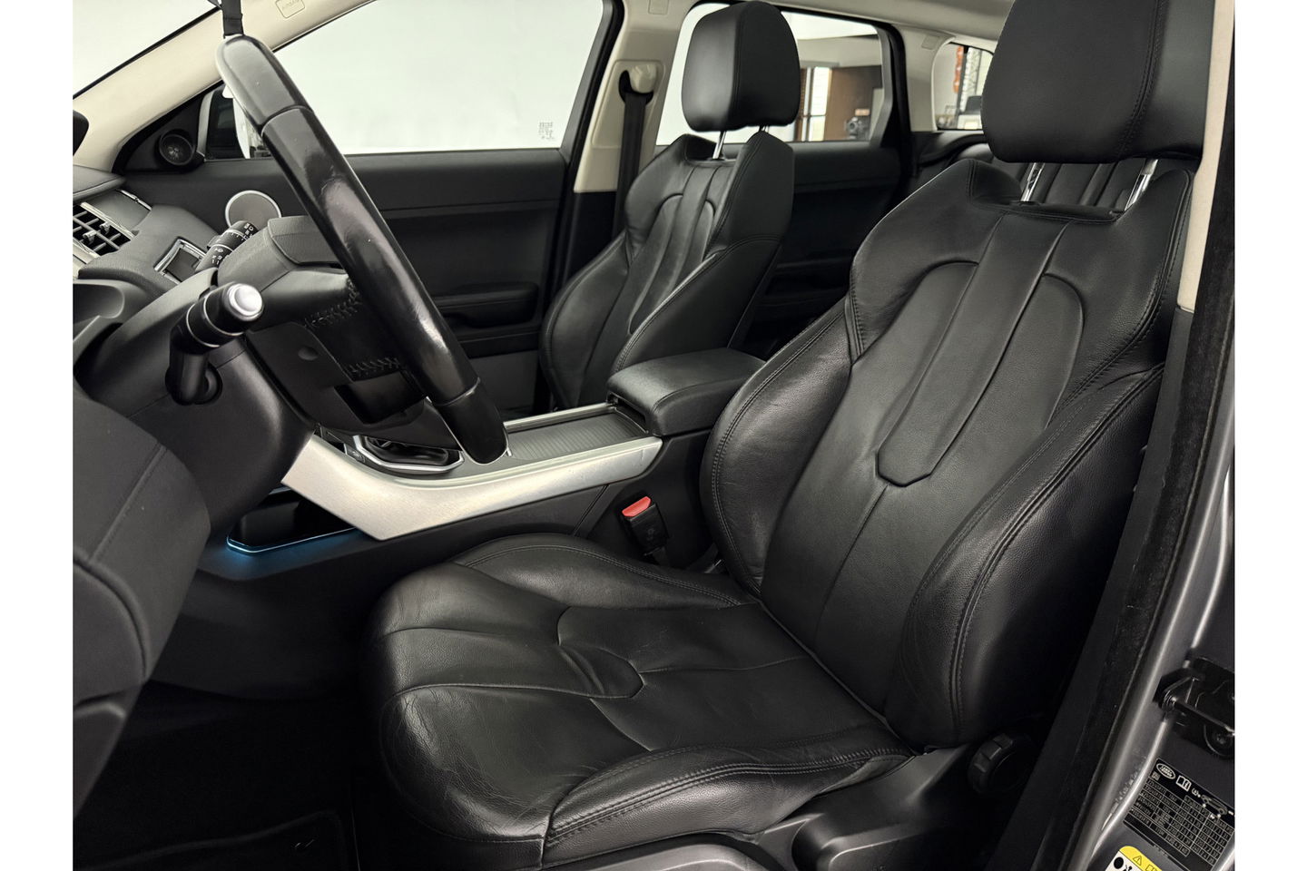 Land Rover Range Rover Evoque 2.2 eD4 2WD | APK tot 09-2025 | 150PK Pano LED Meridian Audio Cruise Clima Trekhaak Navigatie Leder 18"LMV PDC