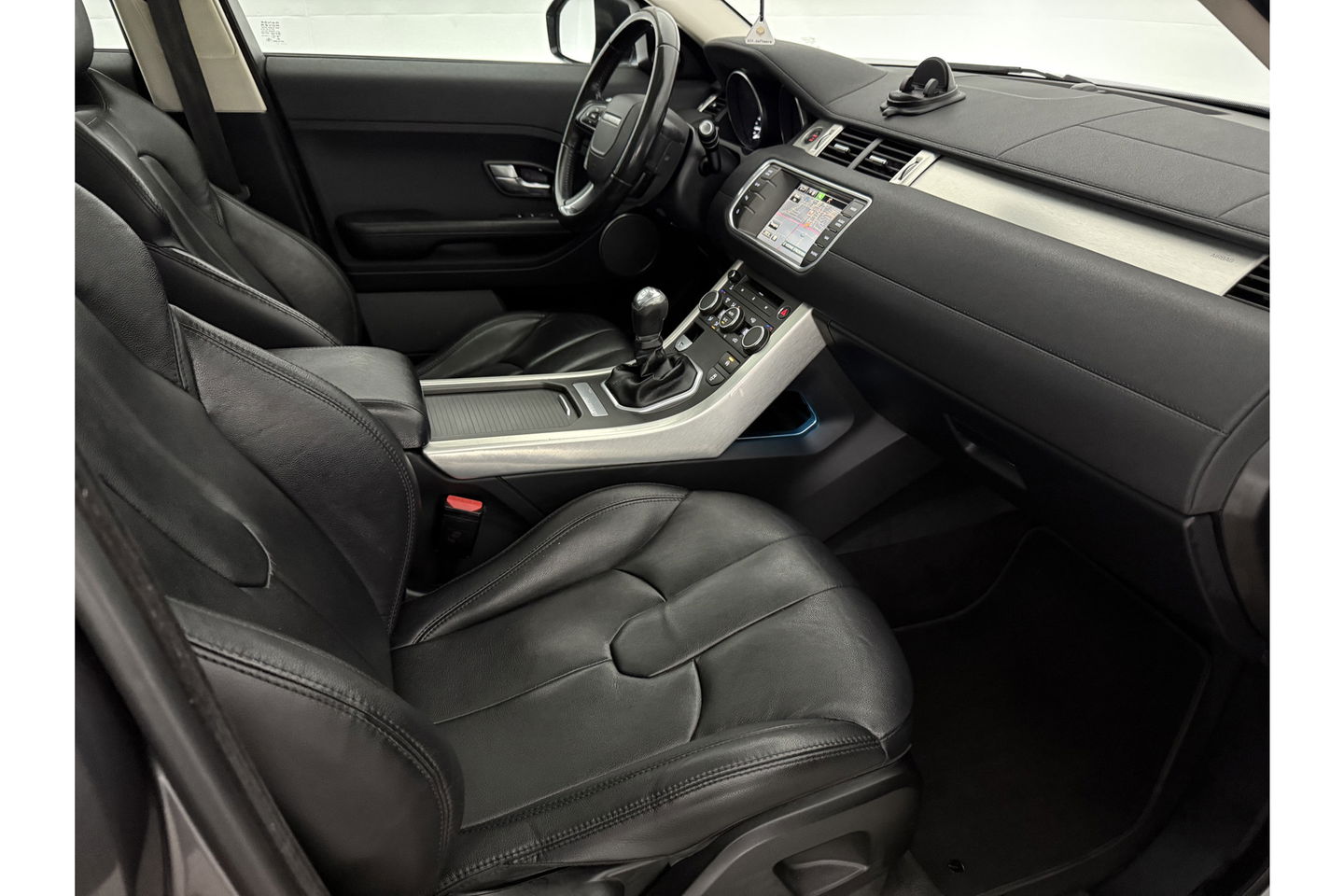 Land Rover Range Rover Evoque 2.2 eD4 2WD | APK tot 09-2025 | 150PK Pano LED Meridian Audio Cruise Clima Trekhaak Navigatie Leder 18"LMV PDC