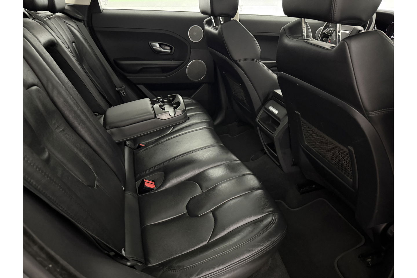 Land Rover Range Rover Evoque 2.2 eD4 2WD | APK tot 09-2025 | 150PK Pano LED Meridian Audio Cruise Clima Trekhaak Navigatie Leder 18"LMV PDC