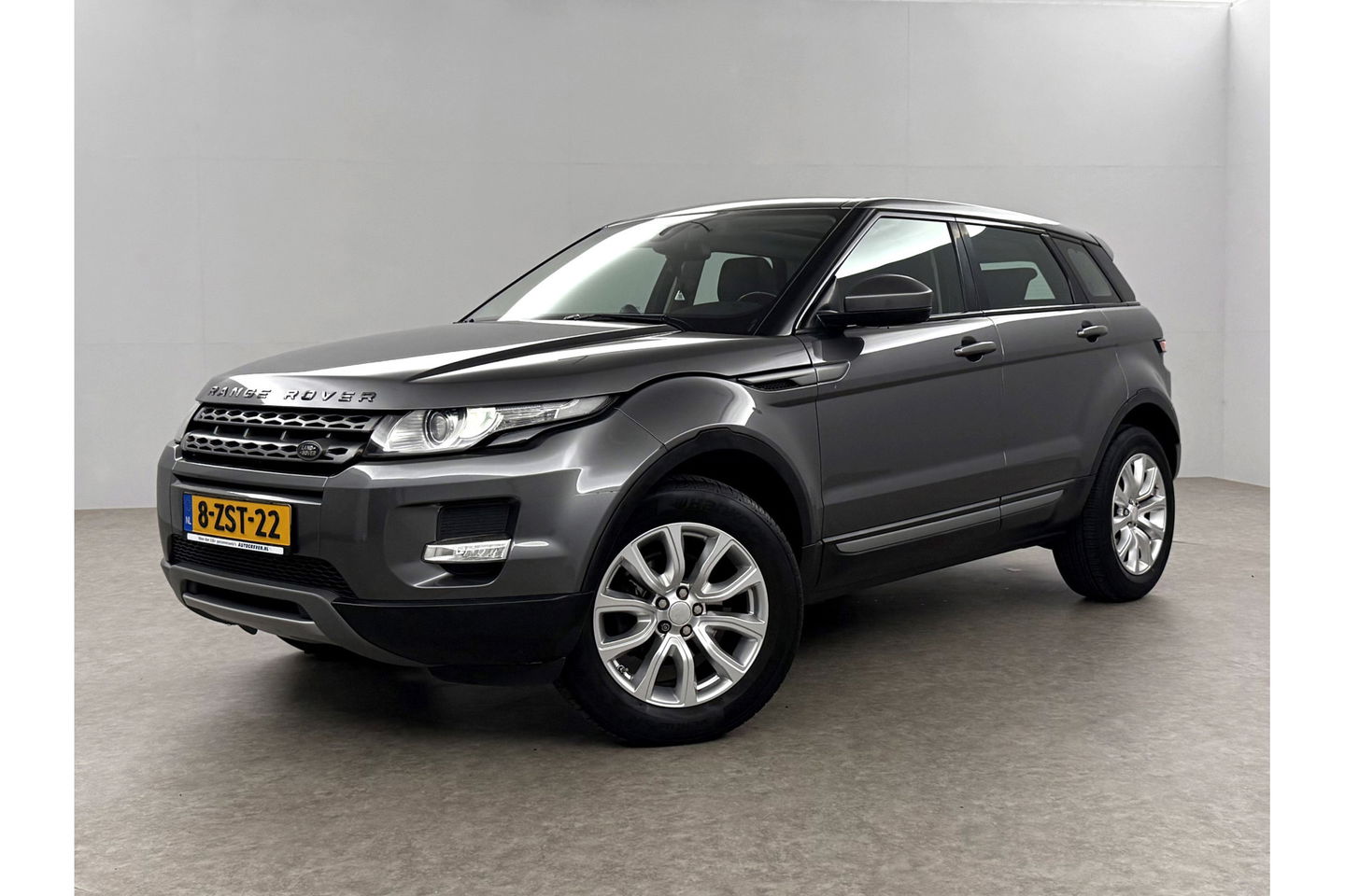 Land Rover Range Rover Evoque 2.2 eD4 2WD | APK tot 09-2025 | 150PK Pano LED Meridian Audio Cruise Clima Trekhaak Navigatie Leder 18"LMV PDC