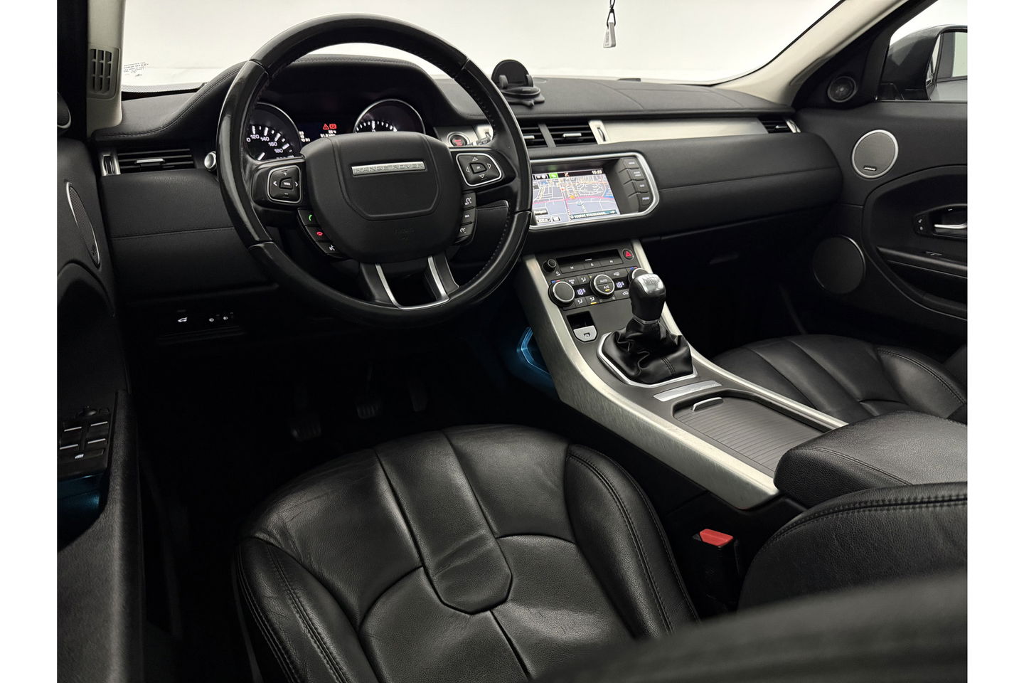 Land Rover Range Rover Evoque 2.2 eD4 2WD | APK tot 09-2025 | 150PK Pano LED Meridian Audio Cruise Clima Trekhaak Navigatie Leder 18"LMV PDC