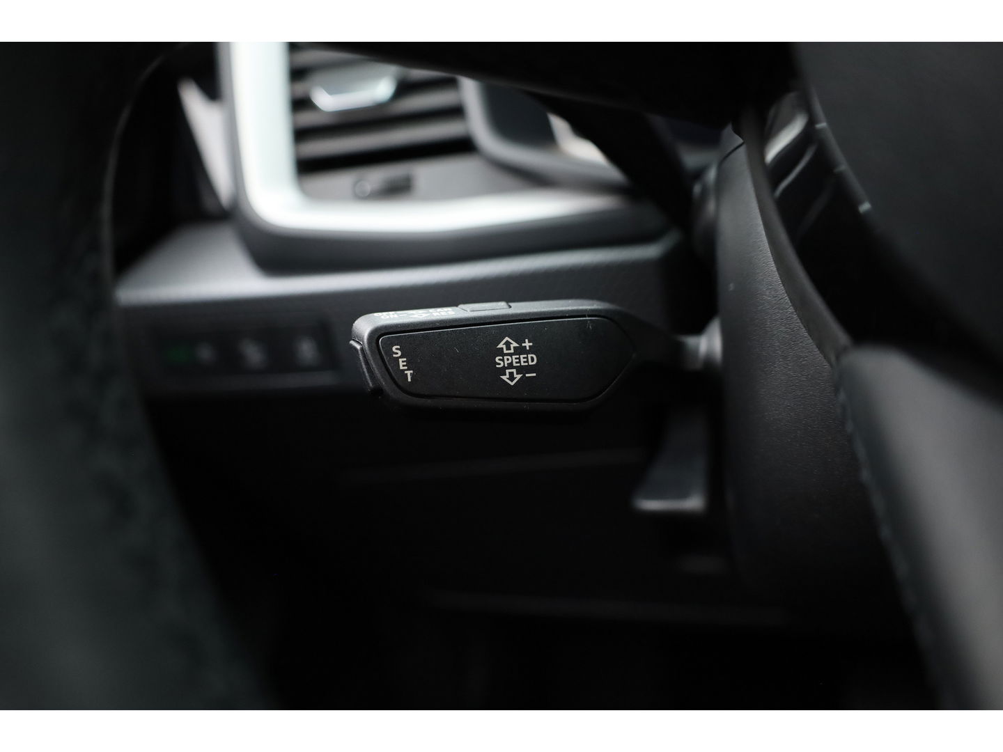 Audi A1 Citycarver 35 TFSI Aut. 150pk | Apple CarPlay & Android Auto | LED | Stoelverw. | Keyless | Tioman Groen