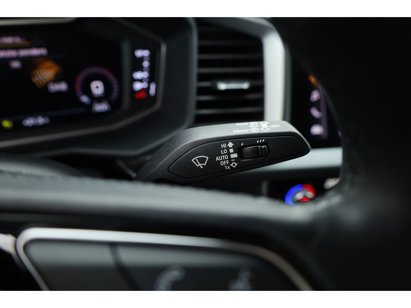 Audi A1 Citycarver 35 TFSI Aut. 150pk | Apple CarPlay & Android Auto | LED | Stoelverw. | Keyless | Tioman Groen