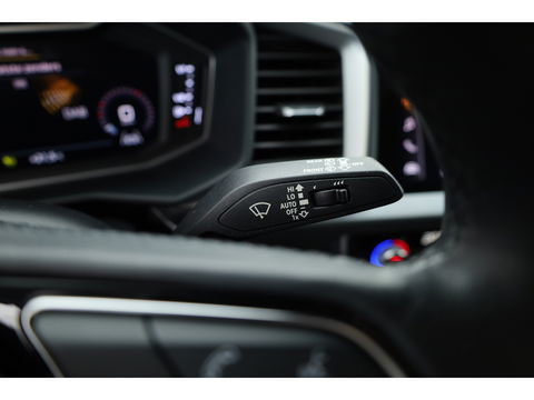 Audi A1 Citycarver 35 TFSI Aut. 150pk | Apple CarPlay & Android Auto | LED | Stoelverw. | Keyless | Tioman Groen