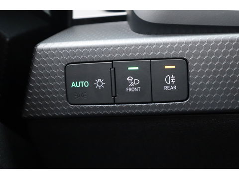 Audi A1 Citycarver 35 TFSI Aut. 150pk | Apple CarPlay & Android Auto | LED | Stoelverw. | Keyless | Tioman Groen