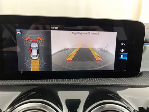 Mercedes-Benz CLA-Klasse 180 d Business Solution AMG-Sport-Pack Aut. *PANO | WIDESCREEN-DIGI-COCKPIT | FULL-LED | AMBIENT-LIGHT | LEATHER-MICROFIBRE | CAMERA | M-BUX-NAVI | ECC | SHIFT-PADDLES | PDC | CRUISE | DAB | SPORT-SEATS | 18"ALU*
