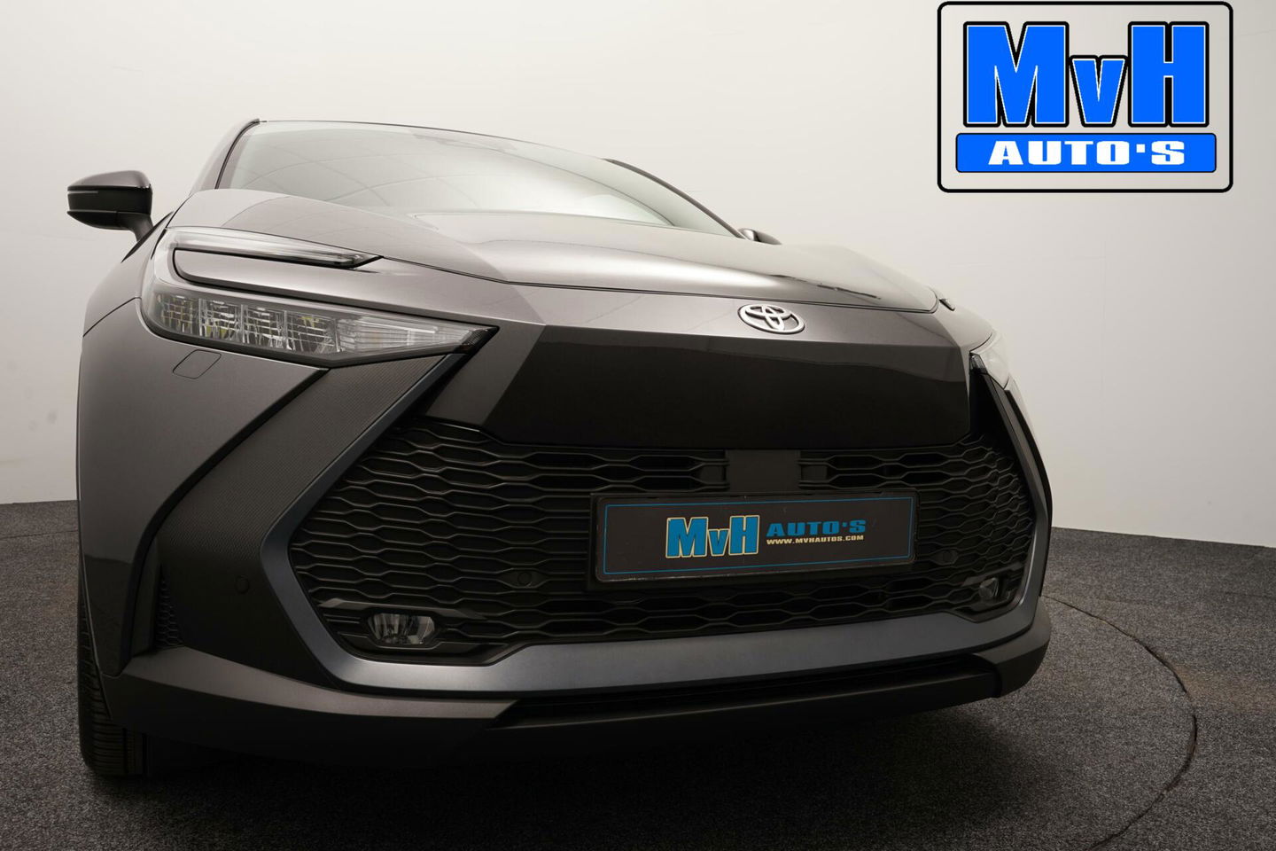 Toyota C-HR 1.8 Hybrid 140 Dynamic STUUR & STOELVERWARMING
