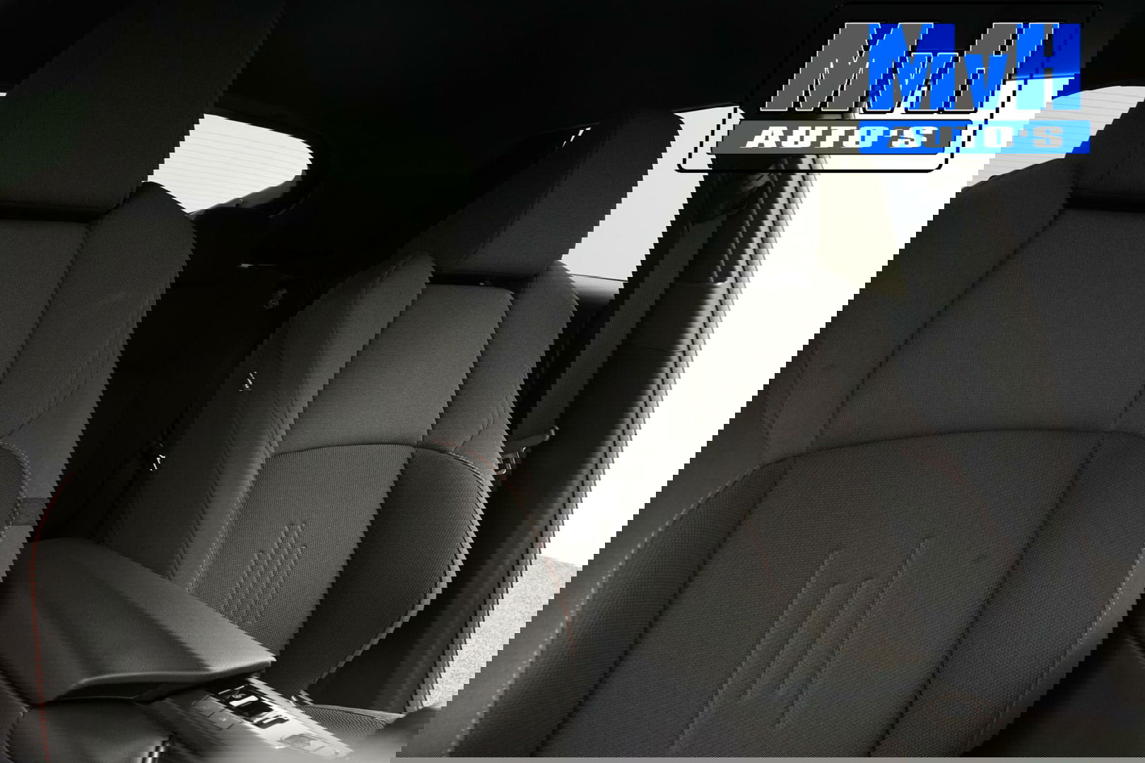 Toyota C-HR 1.8 Hybrid 140 Dynamic STUUR & STOELVERWARMING
