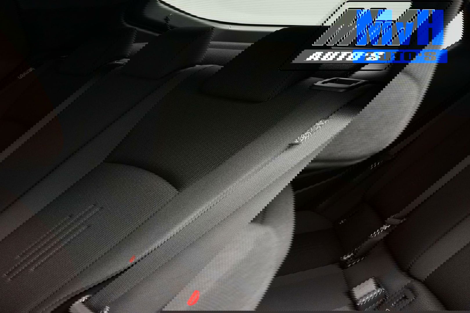 Toyota C-HR 1.8 Hybrid 140 Dynamic STUUR & STOELVERWARMING