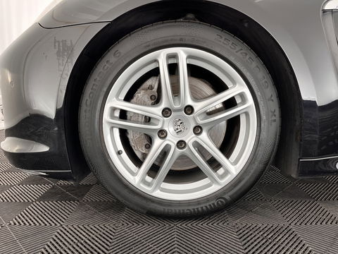 Porsche Panamera 3.6 Aut. *LUXURY-LEATHER | BI-XENON | NAVI-FULLMAP | ECC | SHIFT-PADDLES | PDC | CRUISE | 19''ALU*