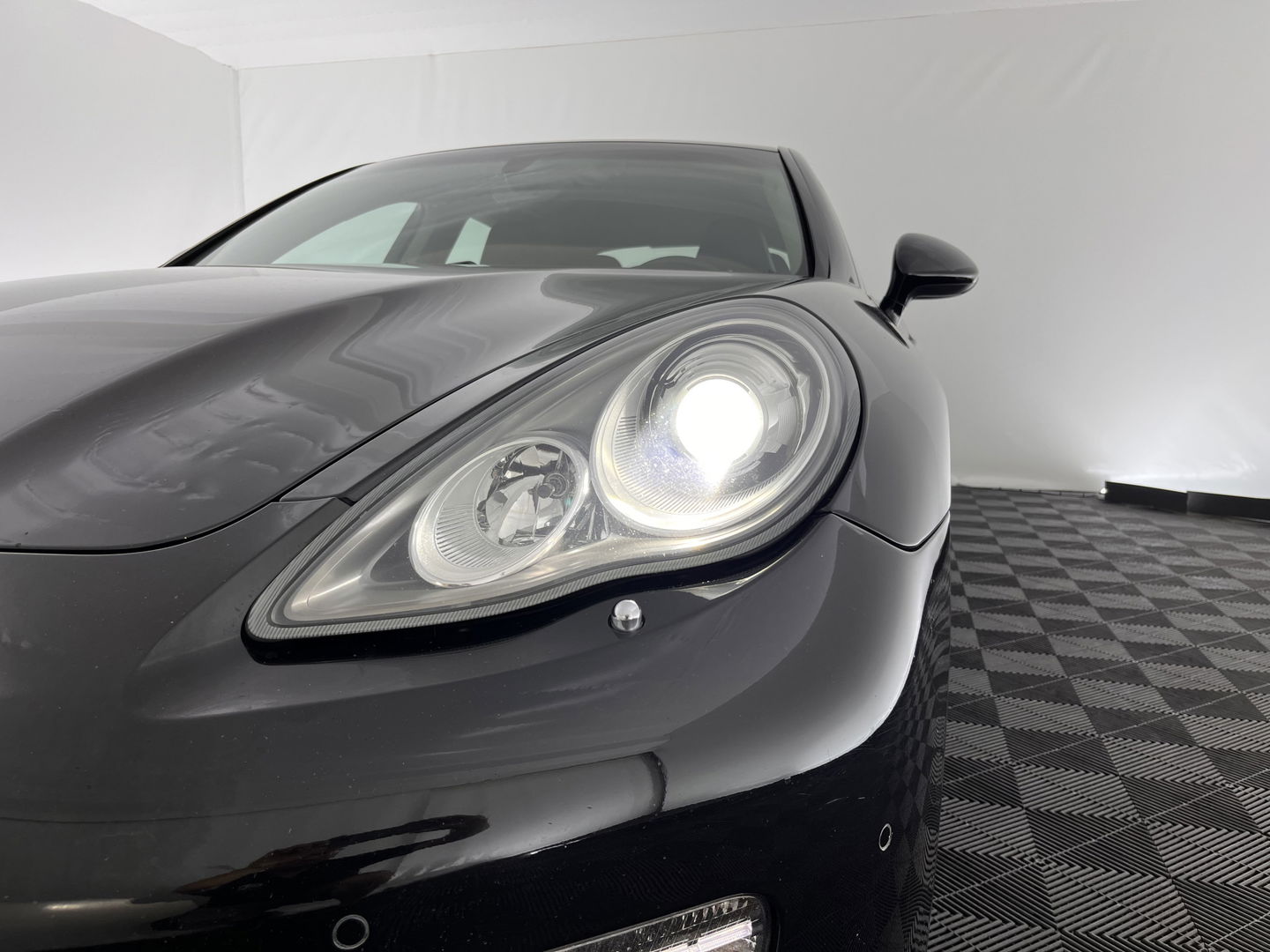 Porsche Panamera 3.6 Aut. *LUXURY-LEATHER | BI-XENON | NAVI-FULLMAP | ECC | SHIFT-PADDLES | PDC | CRUISE | 19''ALU*