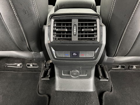 Škoda Kodiaq 1.5 TSI Sportline Business Aut. *LEATHER-MICROFIBRE | FULL-LED | SPORT-SEATS | ADAPTIVE-CRUISE | MEMORY-PACK | DIGI-COCKPIT | CANTON-SOUND | MEMORY-PACK | AMBIENT-LIGHT | KEYLESS | DAB | 20''ALU*