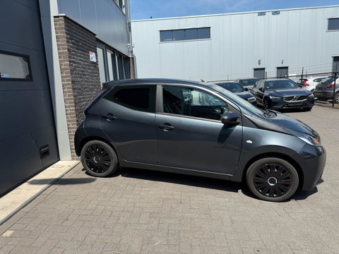 Toyota Aygo 1.0 VVT-i x-play