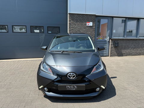 Toyota Aygo 1.0 VVT-i x-play