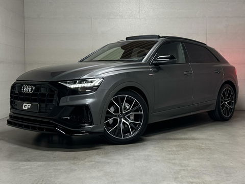 Audi Q8 55 TFSI Quattro S-Line Black Edition RS-Seats Pano