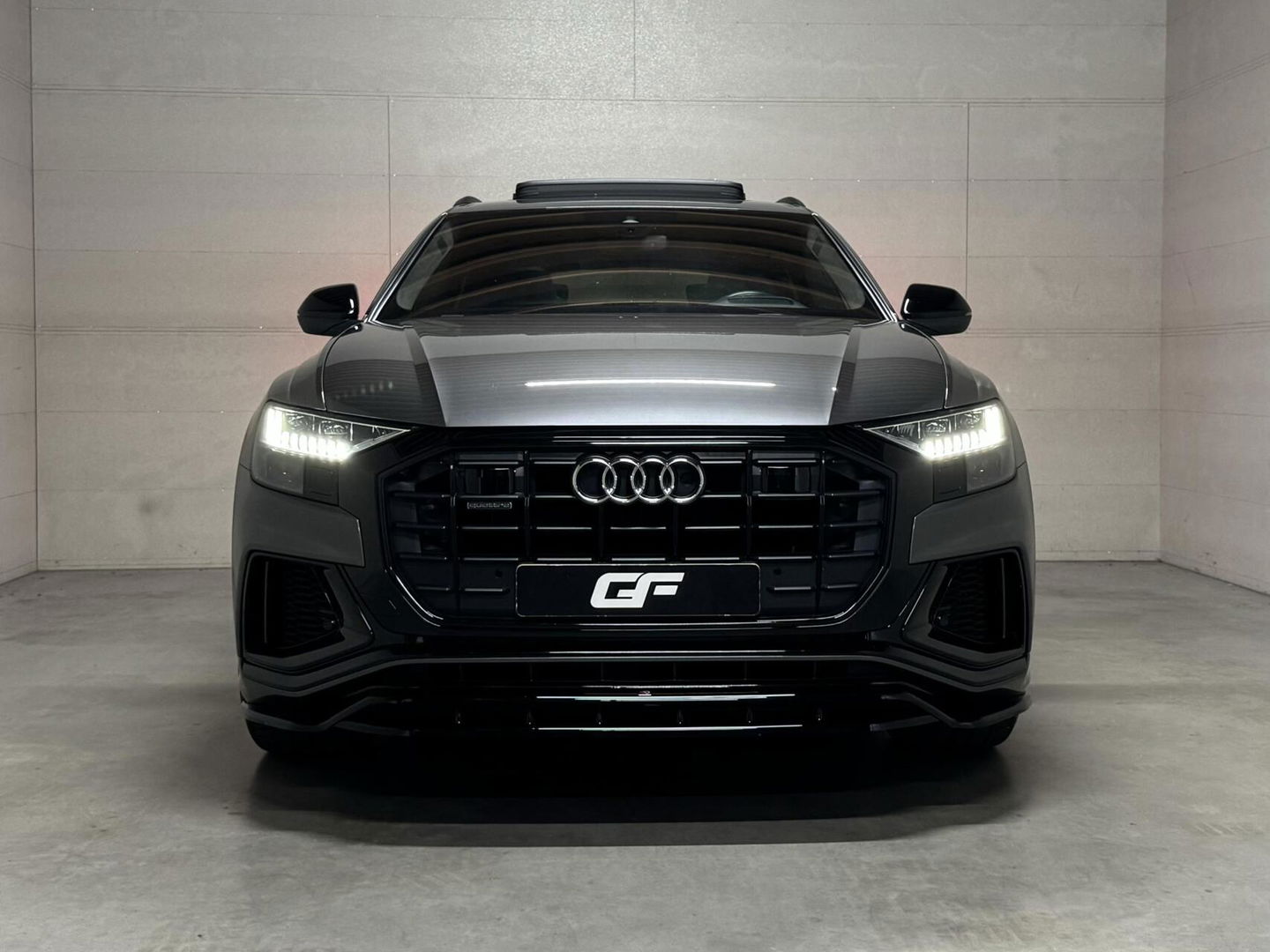 Audi Q8 55 TFSI Quattro S-Line Black Edition RS-Seats Pano