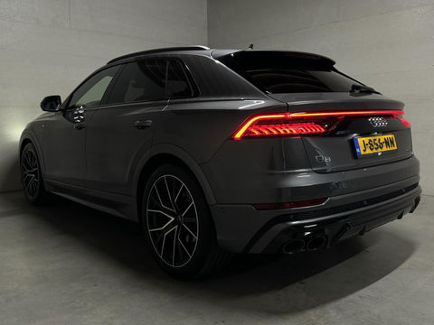 Audi Q8 55 TFSI Quattro S-Line Black Edition RS-Seats Pano