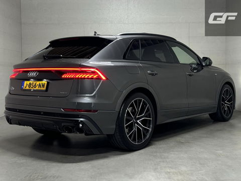 Audi Q8 55 TFSI Quattro S-Line Black Edition RS-Seats Pano