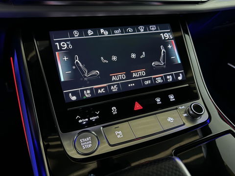 Audi Q8 55 TFSI Quattro S-Line Black Edition RS-Seats Pano