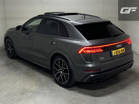 Audi Q8 55 TFSI Quattro S-Line Black Edition RS-Seats Pano