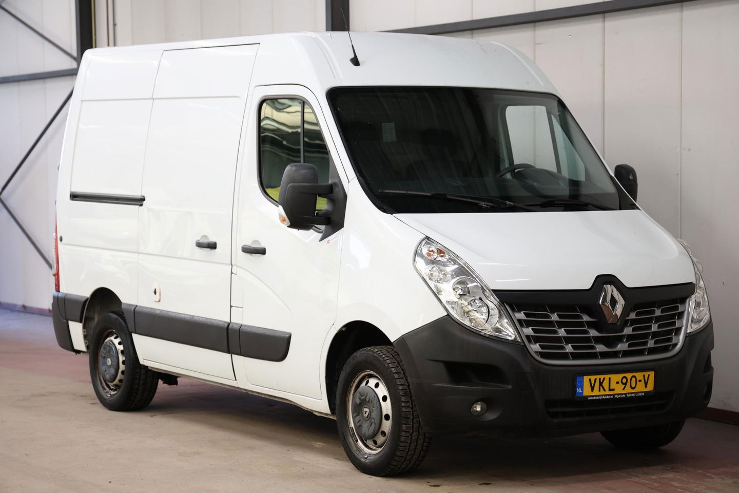 Renault Master T35 2.3 dCi L1H2 AIRCO EN TREKHAAK