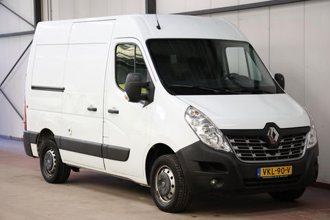 Renault Master T35 2.3 dCi L1H2 AIRCO EN TREKHAAK
