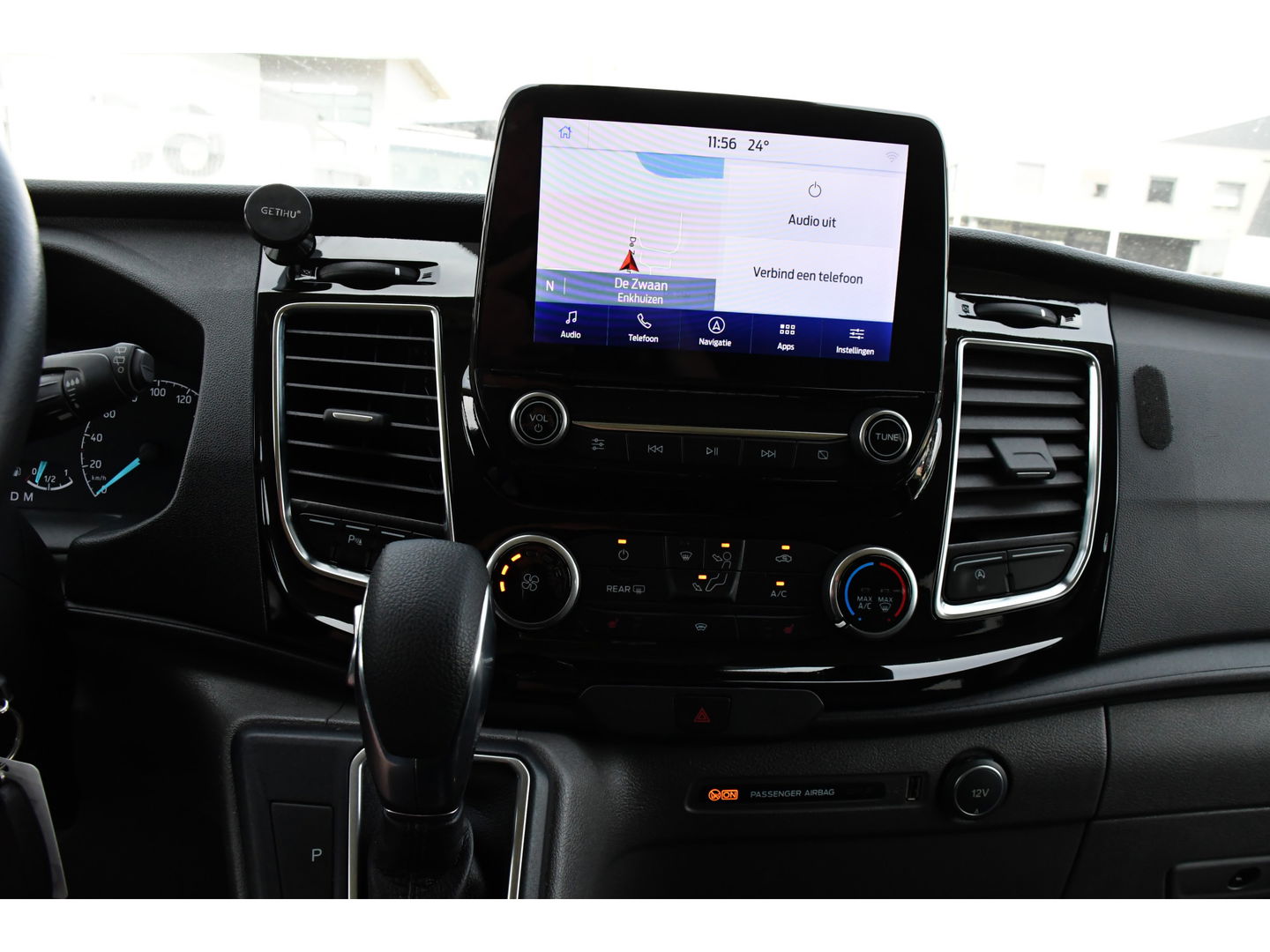 Ford Transit Custom 300 2.0 TDCI L2H1 DC Black Edition Camera, Adaptieve Cruise, 170Pk, Carplay, Xenon, Automaat, Leder, Multimedia, Sensoren, 2 x Schuifdeur, UNIEK!