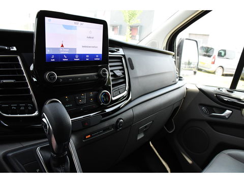 Ford Transit Custom 300 2.0 TDCI L2H1 DC Black Edition Camera, Adaptieve Cruise, 170Pk, Carplay, Xenon, Automaat, Leder, Multimedia, Sensoren, 2 x Schuifdeur, UNIEK!