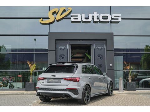 Audi RS3 Sportback 2.5 TFSI 400pk Quattro Hulk Panoramadak *BTW* Keramisch VOL! Massage B&O audio RS Dynamic