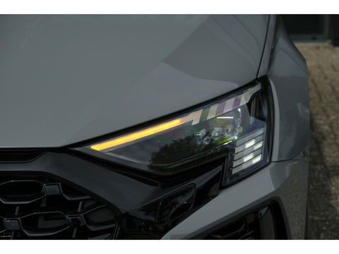 Audi RS3 Sportback 2.5 TFSI 400pk Quattro Hulk Panoramadak *BTW* Keramisch VOL! Massage B&O audio RS Dynamic
